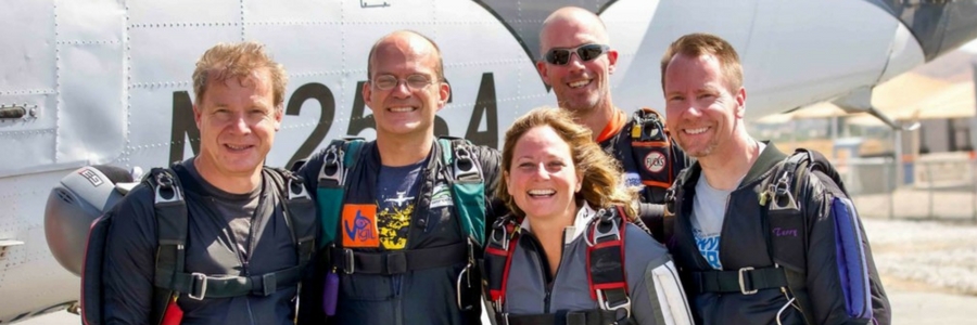 photo of skydiving team, Event Horizon