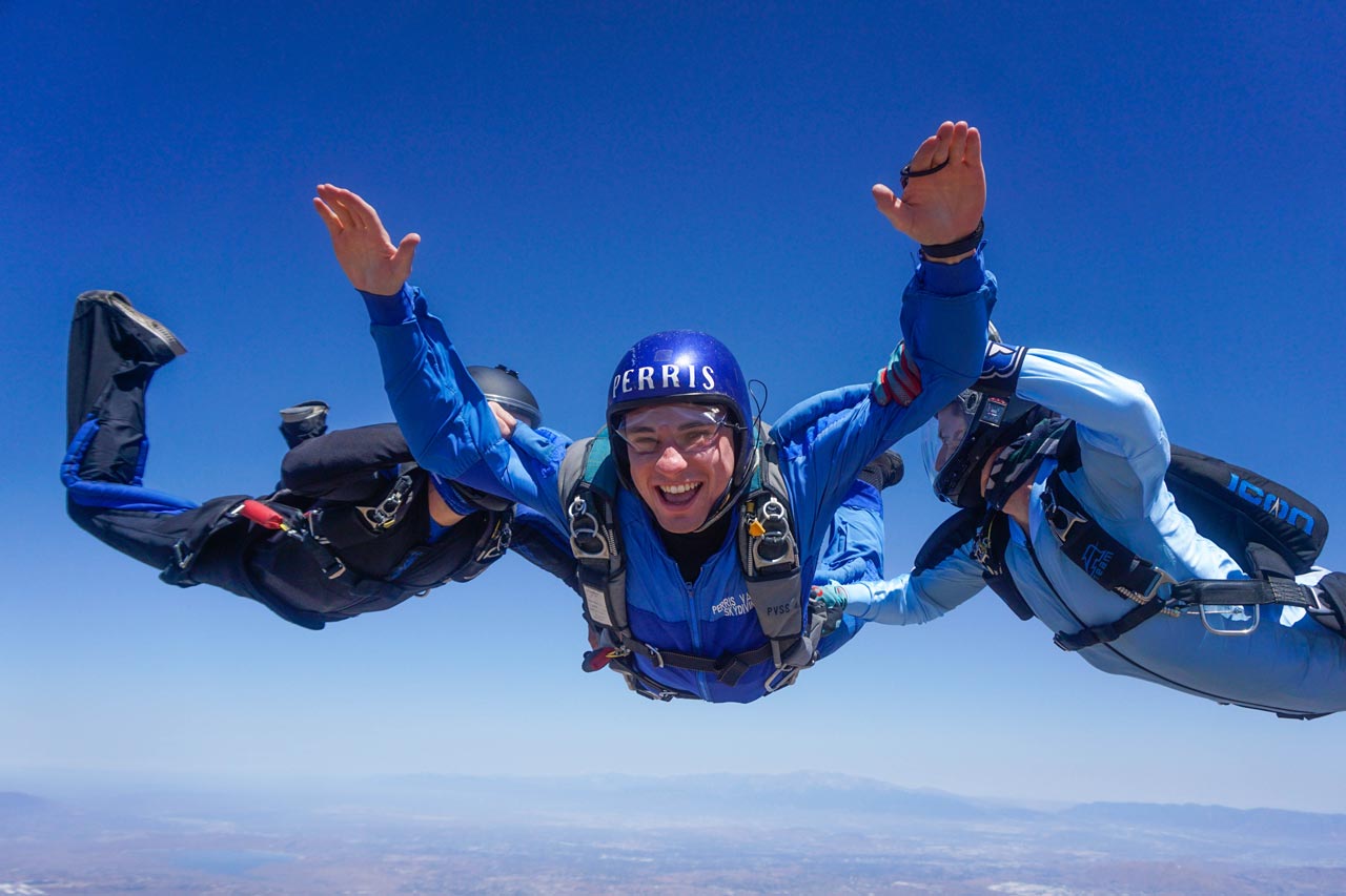 Learn to Skydive Online | Prices | Skydive Perris